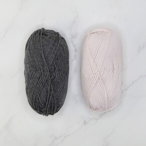 Nectar Blanket Set in Peppin 4: Beeswax - Mid Grey