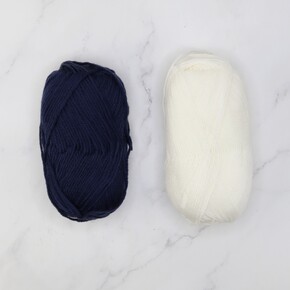 Nectar Blanket Set in Peppin 4: Blue Bee - Navy