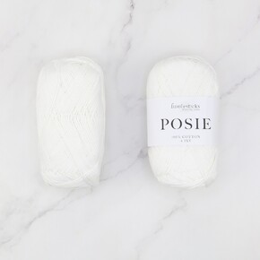 Fiddlesticks Posie: P002 White