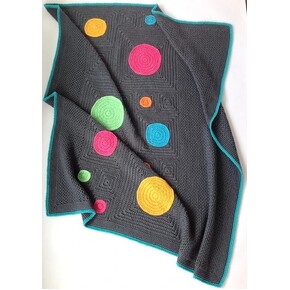 Squircles Blanket Set in Peppin 8: Original Brights