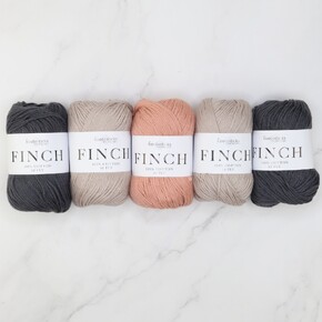 Triss Baby Blanket in Finch: Rose