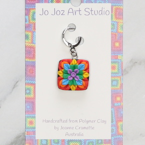 Jo Joz Art Studio Granny Square Bright Stitch Marker: Style 2