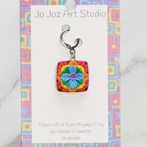 Jo Joz Art Studio Granny Square Bright Stitch Marker: Style 3