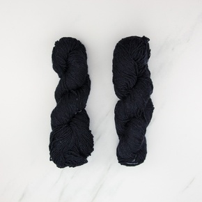 Malabrigo Dos Tierras: 195 Black