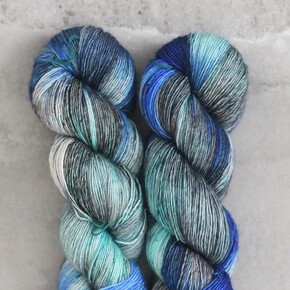 Madelinetosh ASAP: 0957 Escape Pod DYED TO ORDER 30/05/2025