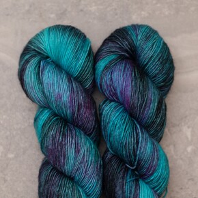 Madelinetosh ASAP: 1045 Twilight Skinny Dip DYED TO ORDER 30/05/2025