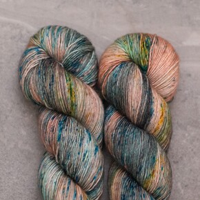 Madelinetosh ASAP: 1057 Unplugged DYED TO ORDER