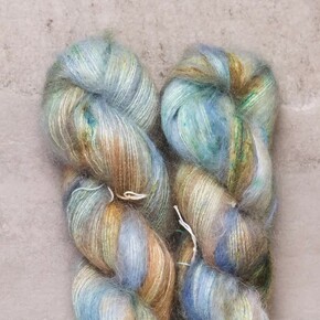 Madelinetosh Impression: 0970 Central Park West DYED TO ORDER 30/05/2025