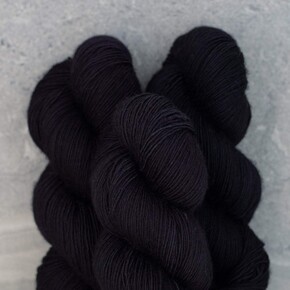 Madelinetosh Tosh DK: 1280 Onyx DYED TO ORDER 30/05/2025