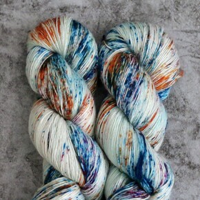Madelinetosh Tosh DK: 0990 Video Baby DYED TO ORDER 30/05/2025