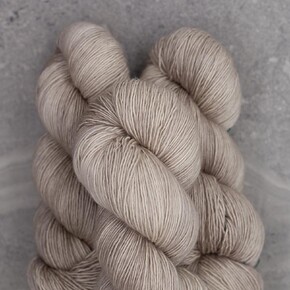 Madelinetosh Woolcycle Sport: 0376 Antique Lace DYED TO ORDER 30/05/2025
