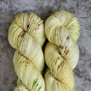 Madelinetosh Woolcycle Sport: 0335 Daisy DYED TO ORDER 30/05/2025