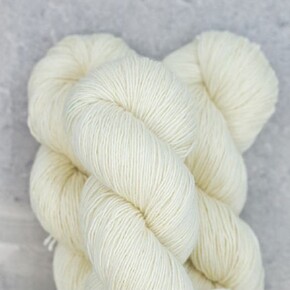 Madelinetosh Woolcycle Sport: 0010 Natural DYED TO ORDER 30/05/2025