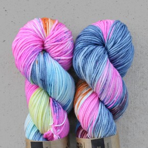 Madelinetosh Tosh Vintage: 0687 Emotional Support Water Bottle DYED TO ORDER 30/05/2025