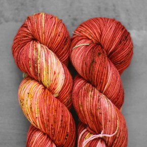 Madelinetosh Tosh Vintage: 0165 Spicy Ramen DYED TO ORDER 30/05/2025