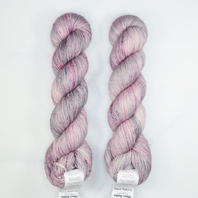 Wavy Waltz Shawl Set in Yummy 2-Ply: Hearts and Arrows