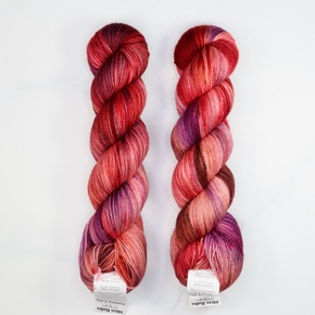 Wavy Waltz Shawl Set in Yummy 2-Ply: Rise and Shine