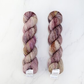Miss Babs Yummy 2-Ply: Autumn Toad Lily