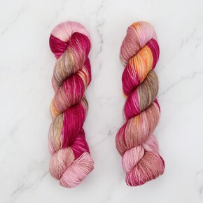 Prestige Yarns Fiori Sock: 062 Fuchsia Haze