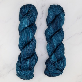 Prestige Yarns Fiori DK IV: 009 Turkist Blue