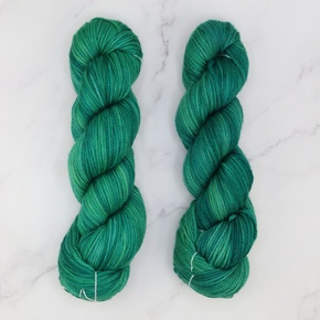 Prestige Yarns Fiori DK IV: 069 Greenbriar