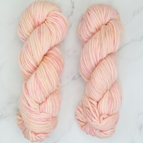 Prestige Yarns Fiori Grande: 007 Poppet