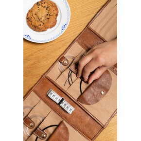 Re:Designed Project 14 XL Needle case: Burned Tan/Gold PREORDER 30/06/2025