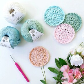 Sue Daley Designs Crochet Face Scrubbies Kit