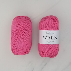 Sue Daley Designs Crochet Bobble Cushion Kit: W011 Lipstick
