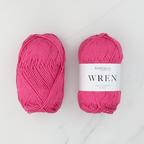 Sue Daley Designs Crochet Bobble Cushion Kit: W013 Rouge