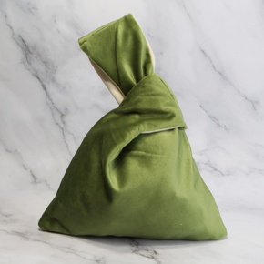 by Skein Sisters Knot Project Bag Velvet: Leaf