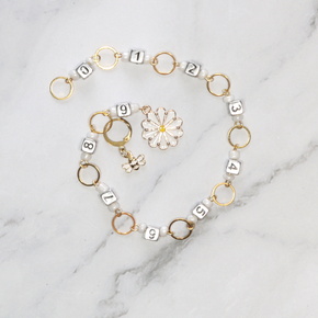 by Skein Sisters Number Chain Row Counter: Daisy 7mm
