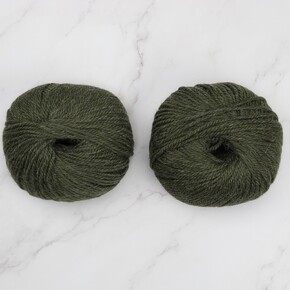 Skein Sisters Trackwork Scarf Kit: 14017 Olive