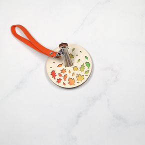 by Skein Sisters Yarn Minder: Autumn Leaves