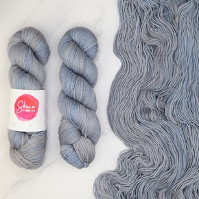 Skein Sisters Fabulous Sock: 1560 Dove Lake