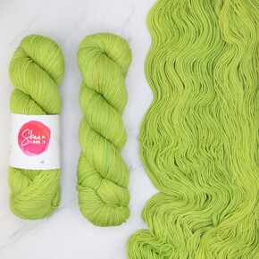 Skein Sisters Fabulous Sock: 1270 Limelight