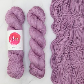 Skein Sisters Fabulous Sock: 1385 Phantoms Forever