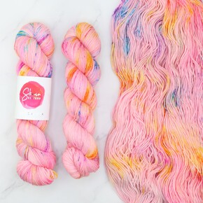 Skein Sisters Fabulous Sock: 1075 Summer Carnival