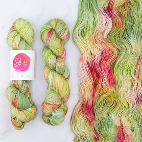 Skein Sisters Fabulous Sock: 1295 The Rhiona