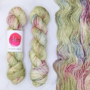 Skein Sisters Fabulous Sock DYED TO ORDER 13/05/2025: 1320 Daydream