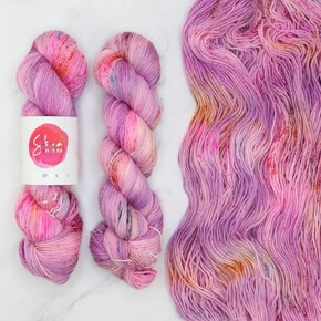Skein Sisters Fabulous Sock DYED TO ORDER 13/05/2025: 1410 Magic Land