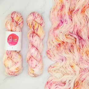Skein Sisters Fabulous Sock DYED TO ORDER 13/05/2025: 1230 Pink Pixel