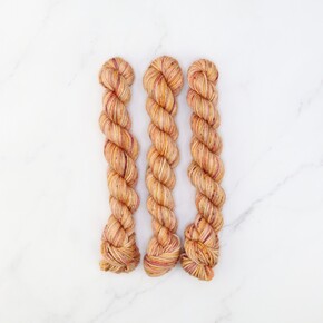 Skein Sisters Fabulous Sock Minis 20g/80m: Peachy Keen
