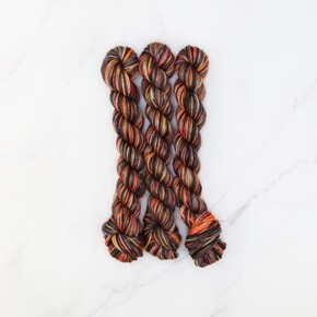 Skein Sisters Fabulous Sock Minis 20g/80m: Volcano