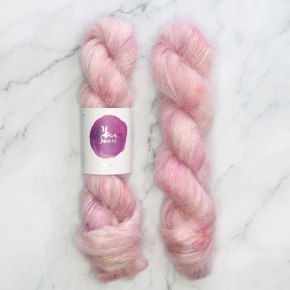Skein Sisters Plume: 2100 Daphne