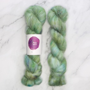 Skein Sisters Plume: 3400 Leapfrog