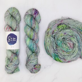 Skein Sisters Romance: 7225 Aliens Exist