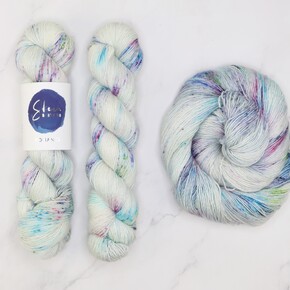 Skein Sisters Romance: 7275 Waterlilies