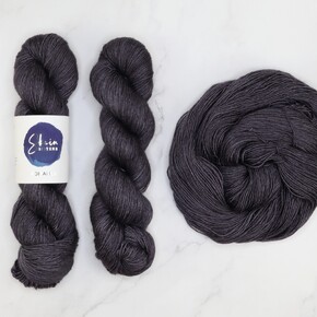 Skein Sisters Romance DYED TO ORDER 25/11/2025: 8500 Mercurial