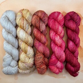 Skein Sisters Romance Gradient Set: Summer Nights DYED TO ORDER 16/12/2025